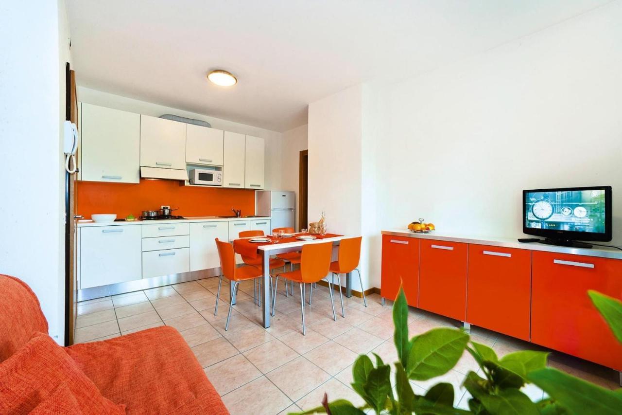 Apartment In Caorle With Heating Exteriör bild